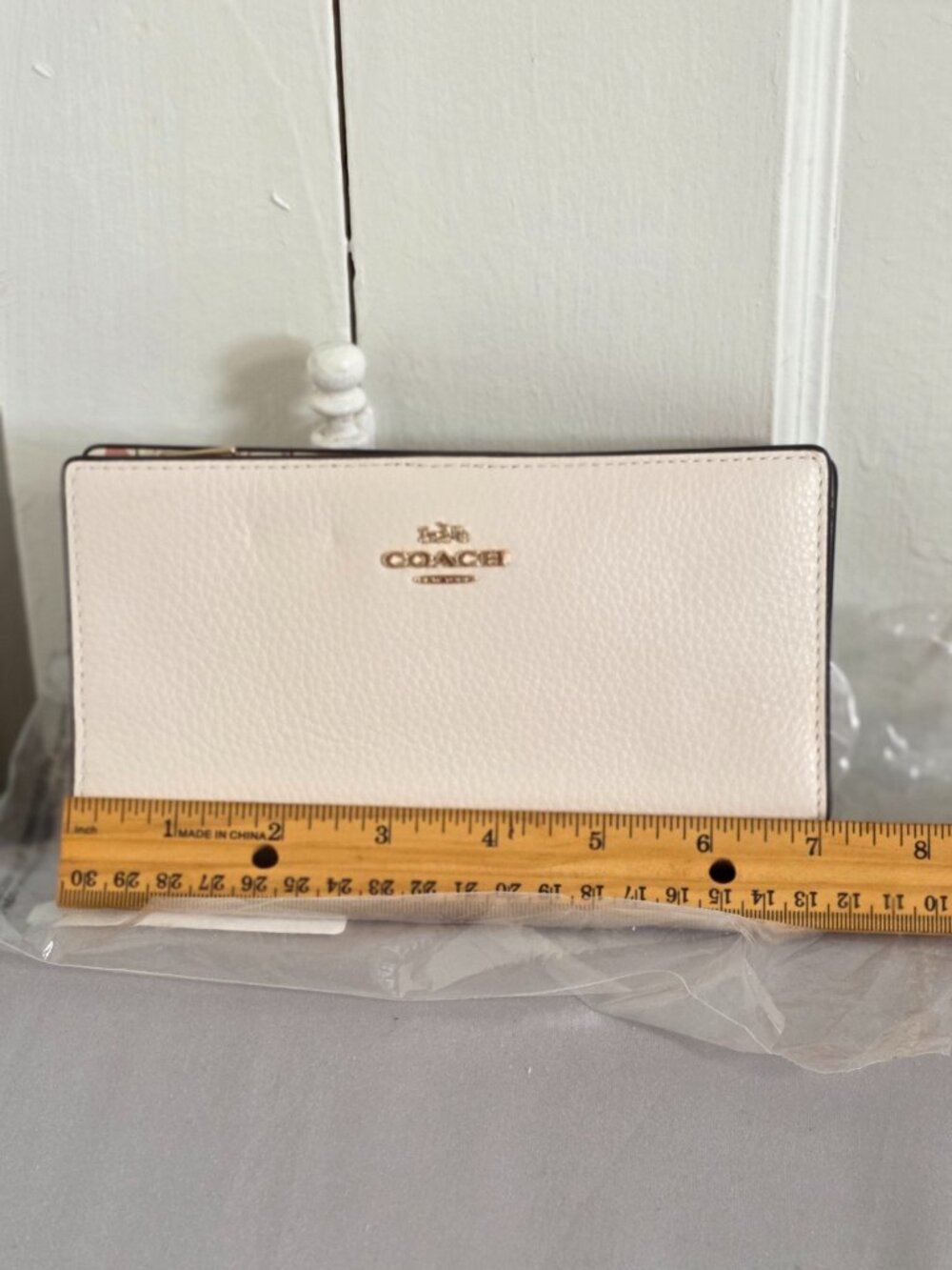 COACH slim zip wallet Ivoy BNWT